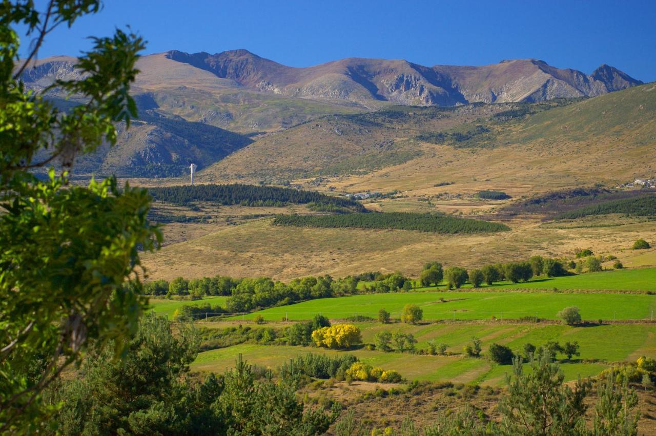Отель Le Jardin Сайагуз Экстерьер фото
